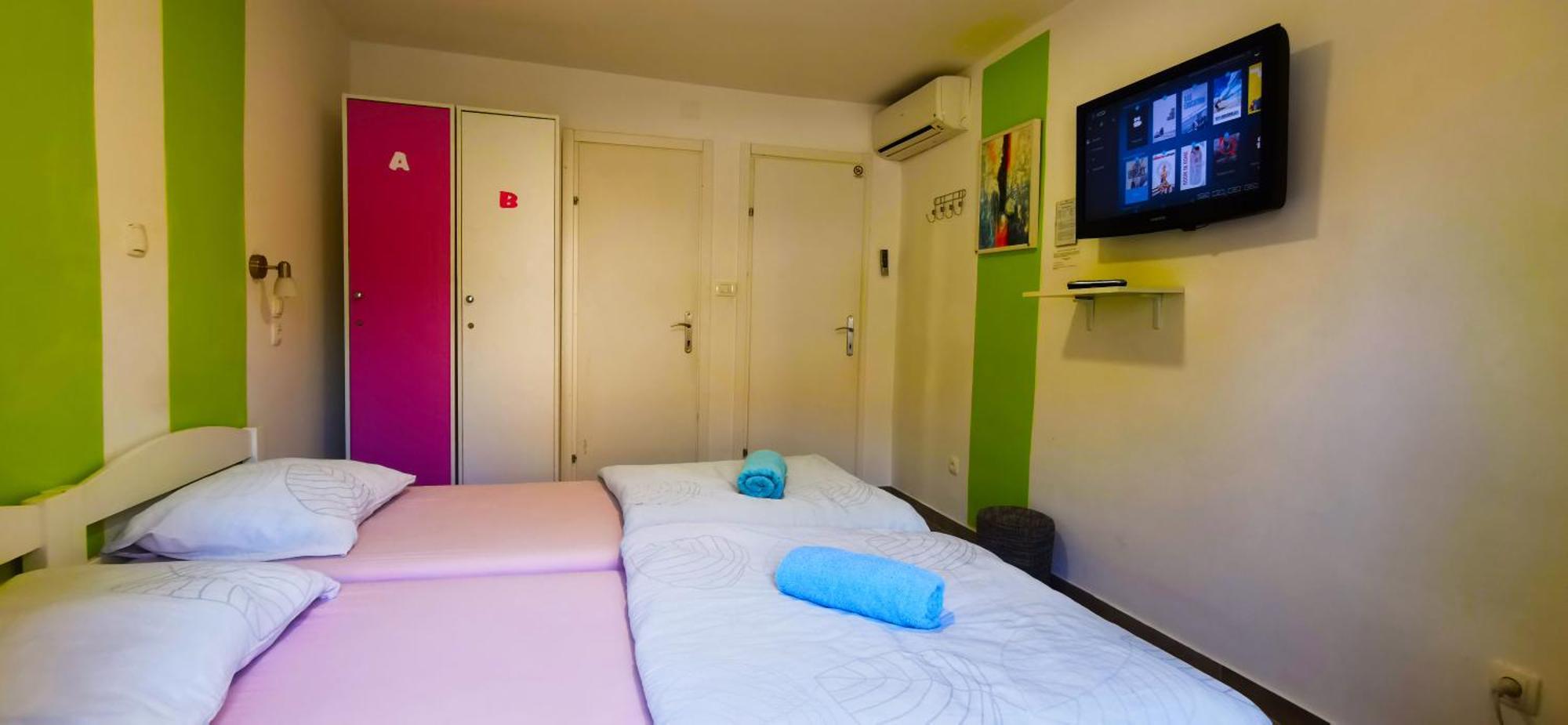 Croparadise Hostel Σπλιτ Εξωτερικό φωτογραφία
